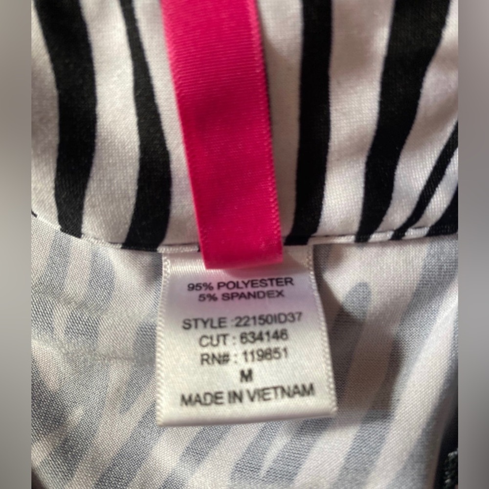 zebra print top - Picture 3 of 4